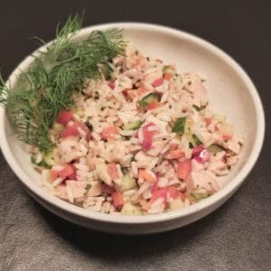 Riisi-kanasalaatti
